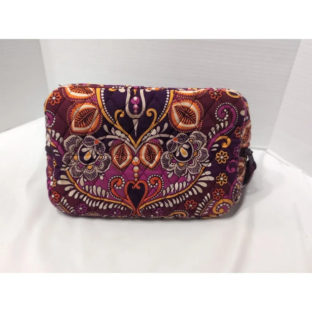 VERA BRADLEY Purple Paisley lined Floral Cosmetics Bag Lunch Bag and ID holder